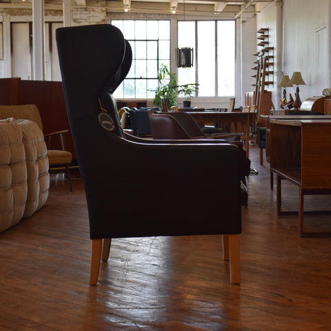 Leather High Back Arm Chair w/ Ottoman