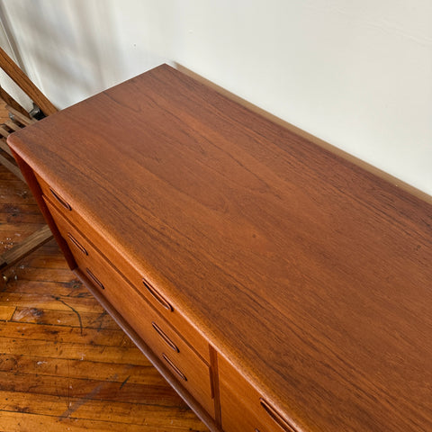 Teak 9-Drawer Dresser