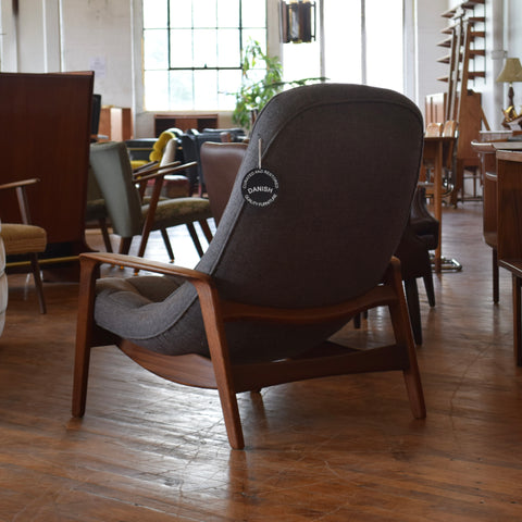 R Huber Scoop Chair
