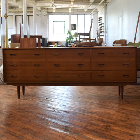 Teak 9-Drawer Dresser