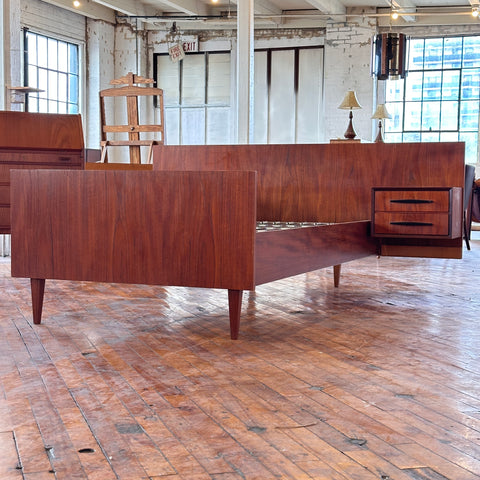 Vintage Teak Single Bed Frame w/Floating Nightstands