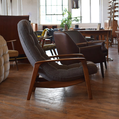R Huber Scoop Chair