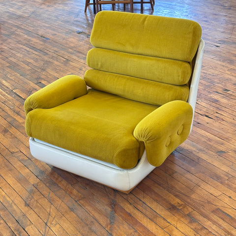 Space Age Easy Chair