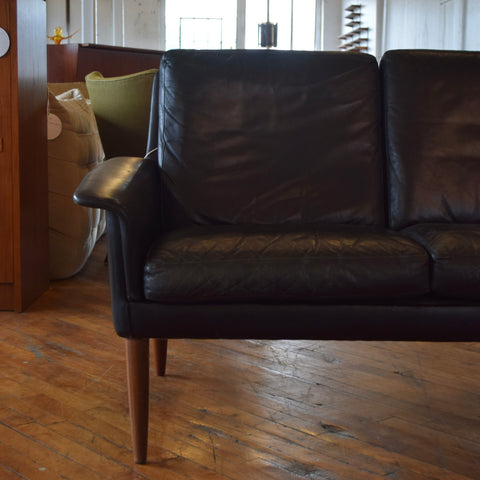 Atomic Model 265/2 Leather Loveseat by H.W. Klein for Bramin