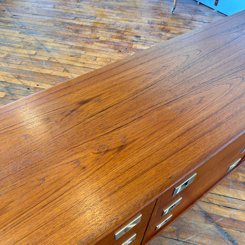 Teak 9-Drawer Dresser