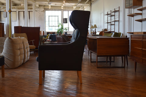 Leather High Back Arm Chair w/ Ottoman