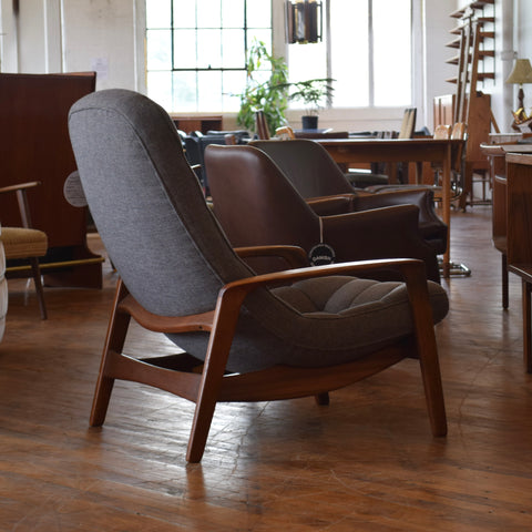 R Huber Scoop Chair