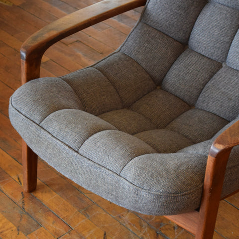 R Huber Scoop Chair