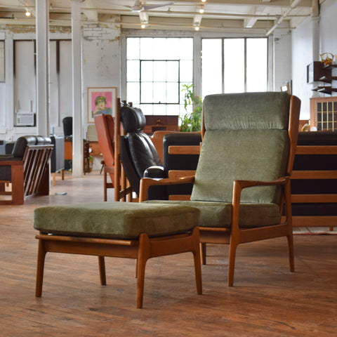 Upholstered Elm Lounge Chair w/ Ottoman