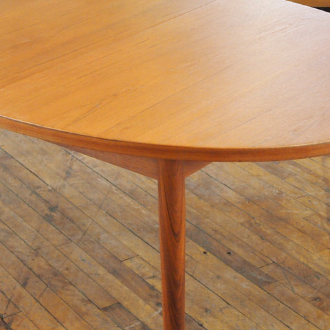Oval Teak Dining Table