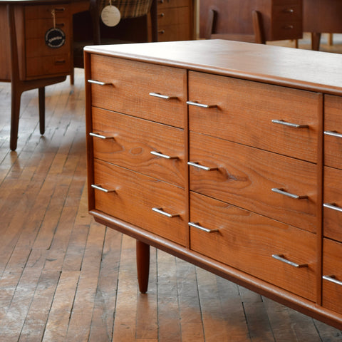 Teak 9-Drawer Dresser