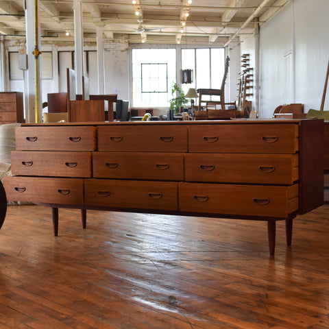 Teak 9-Drawer Dresser
