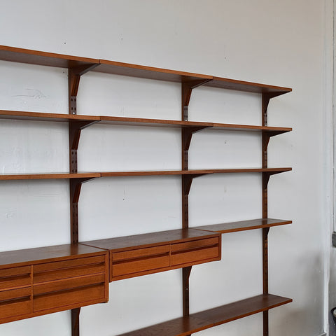 4-Bay Teak Cado Wall Unit