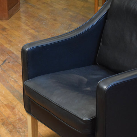 Black Leather Lowback Chair by Stouby