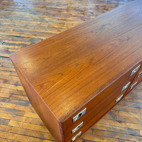 Teak 9-Drawer Dresser