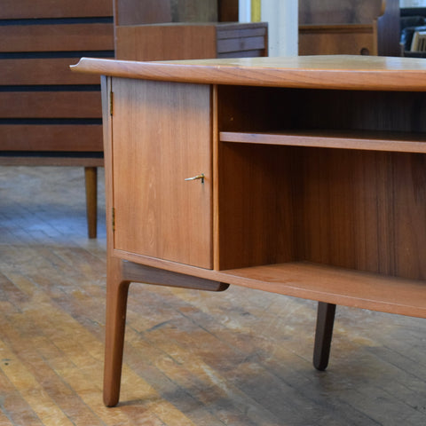 Vintage Teak Desk by Svend Åge Madsen for HP Hansen