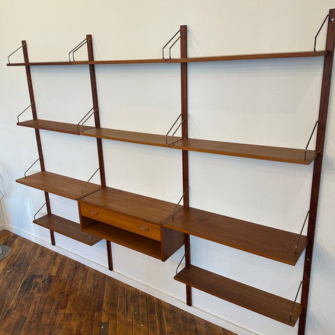 3-Bay Teak Cado Wall Unit