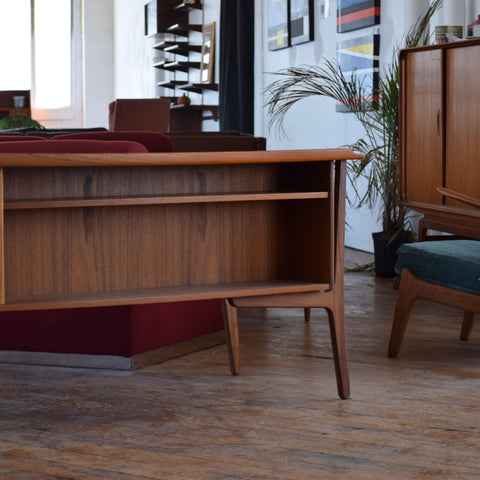 Vintage Teak Desk by Svend Åge Madsen for HP Hansen