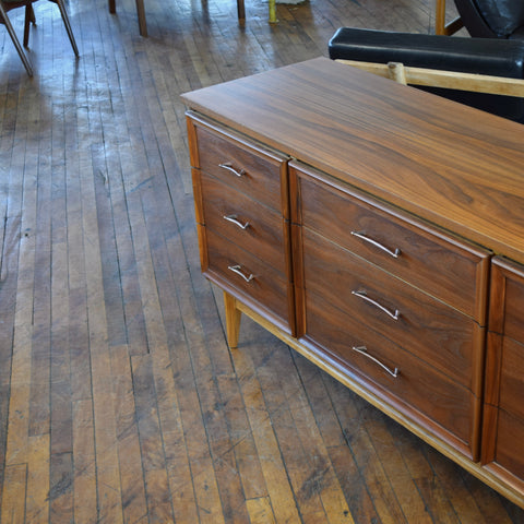 Walnut 9-Drawer Dresser w/ Metal Pulls