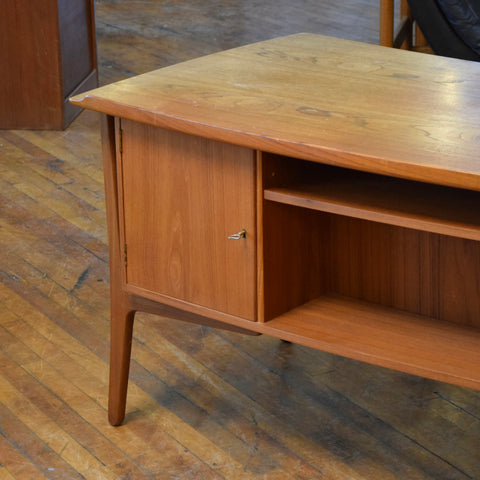 Vintage Teak Desk by Svend Åge Madsen for HP Hansen