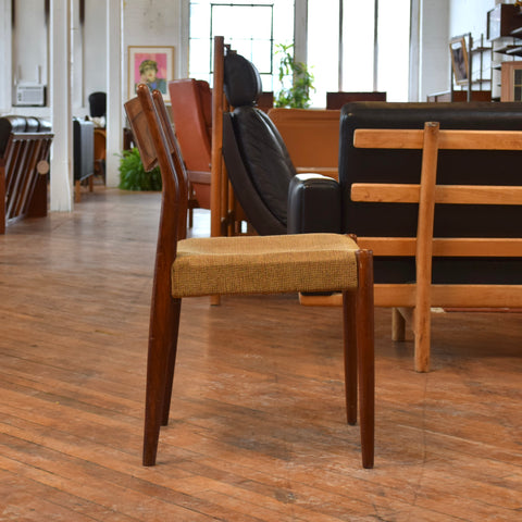 Set of 4 Rosewood Model ‘D’ Dining Chairs by Fristho