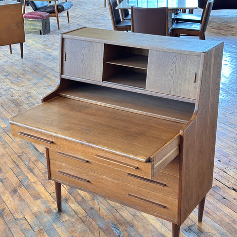 Oak Bureau/Vanity w/ Storage