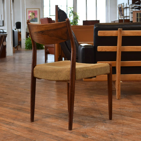 Set of 4 Rosewood Model ‘D’ Dining Chairs by Fristho