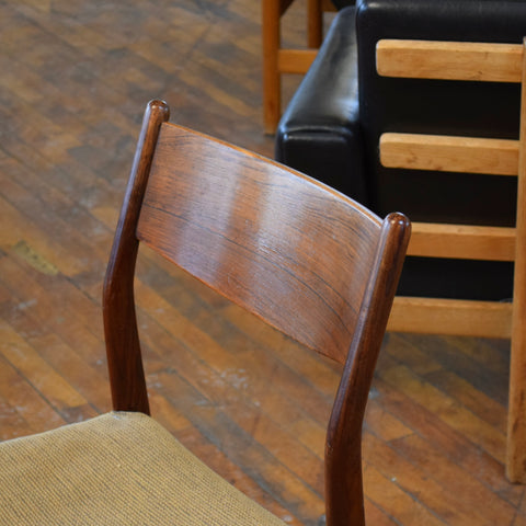 Set of 4 Rosewood Model ‘D’ Dining Chairs by Fristho