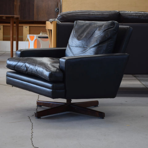 Vintage Black Model 807 Leather Swivel Lounge Chair by Fredrik A. Kayser for Vatne Møbler