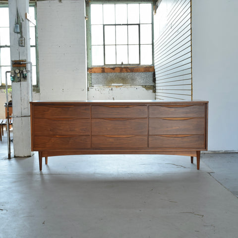 Vintage Walnut 9-Drawer Dresser
