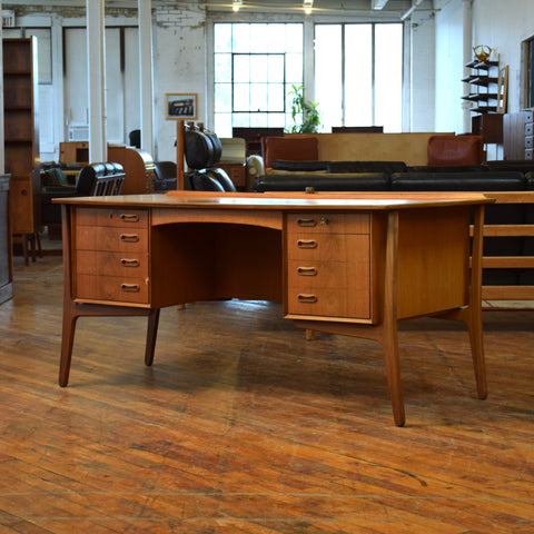 Vintage Teak Desk by Svend Åge Madsen for HP Hansen
