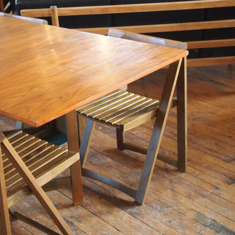 Compact Walnut Drop and Roll Dining Table w/Chairs