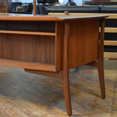 Vintage Teak Desk by Svend Åge Madsen for HP Hansen