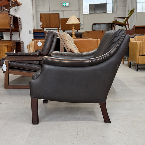 Aage Christiansen low-back leather lounge chair — view 4