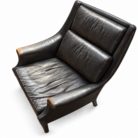 Example rendering of Aage Christiansen chair with separate upper and lower back cushions