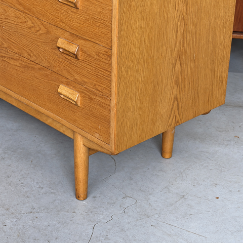 Børge Mogensen oak secretary — Lower corner detail