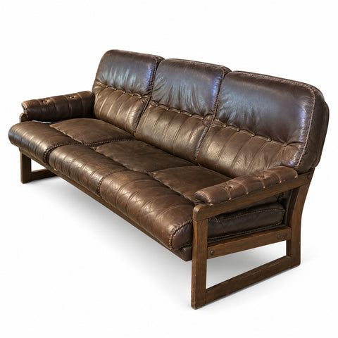 Vintage Leather 3-Seater Sofa — white background with soft shadow