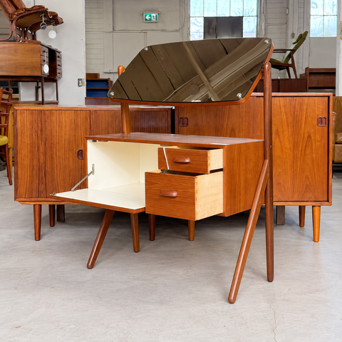 Ølholm Møbelfabrik vintage Danish vanity – open compartment and drawers