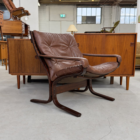 Brown Siesta Armchair A — full three-quarter view