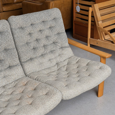 Oak Three-Seater with Tufted Cushions — view 5