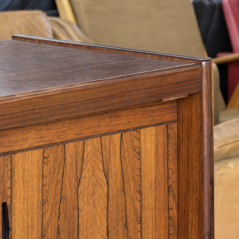 Sigfred Omann rosewood bureau — upper-right corner detail
